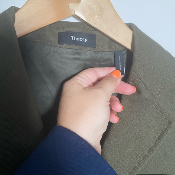 Theory Green Lackman Blazer Size 4 - Picture 10 of 10